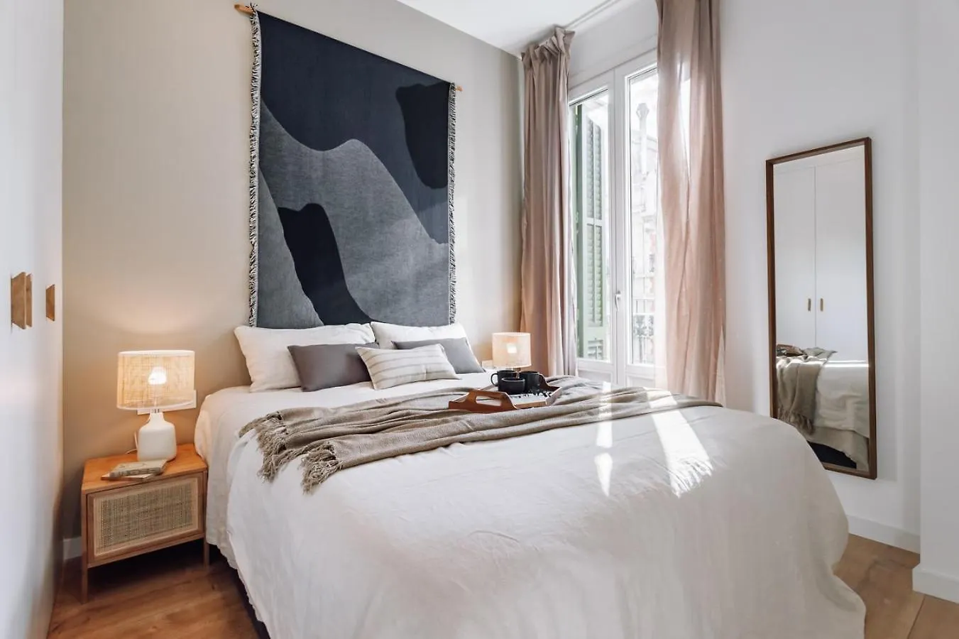 Algar - 1 Bedroom And Balcony In Eixample Esquerra Barcellona Appartamento
